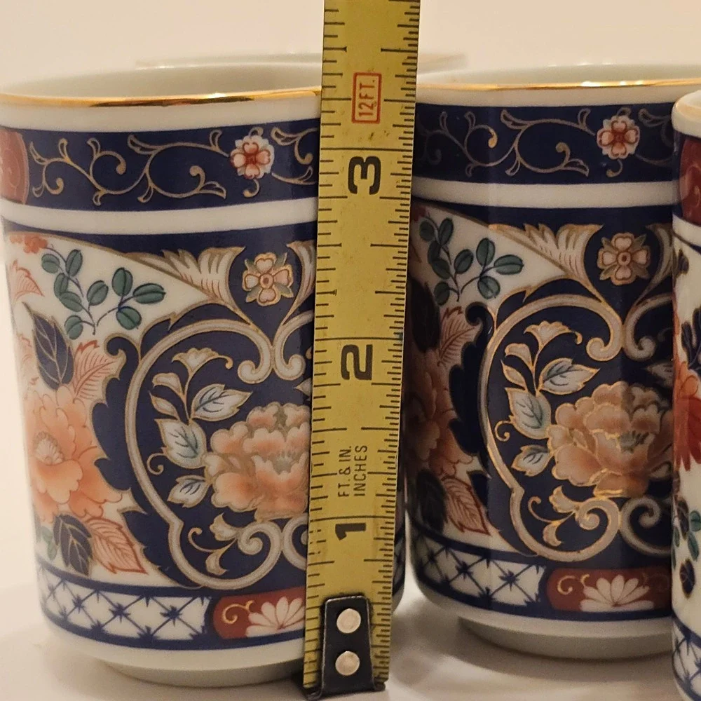Vintage Japanese Imari Porcelain Tea Cups Set of 5 Floral Gold Gilt Yunomi Blue